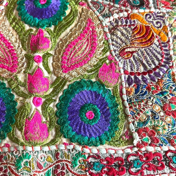 Indian Traditional Handmade Patchwork Cushion Cover Beautiful Ethnic Embroidery - Picture 11 of 16